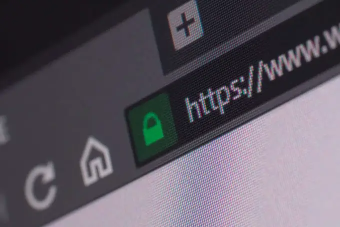 HSTS w praktyce - jak wymusić HTTPS i nie zablokować użytkowników